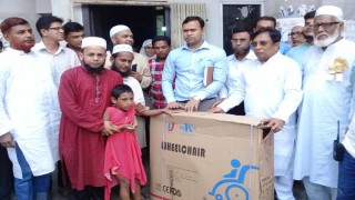 শিবপুরে বিভিন্ন প্রাথমিক বিদ্যালয়ে সাউন্ড সিষ্টেম প্রজেক্টর ও হুইল চেয়ার বিতরণ শিবপুরে বিভিন্ন প্রাথমিক বিদ্যালয়ে সাউন্ড সিষ্টেম প্রজেক্টর ও হুইল চেয়ার বিতরণ
