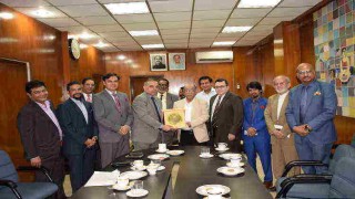 শিল্পখাতের বিকাশে পৃথক এসএমই ব্যাংক প্রতিষ্ঠার দাবি ডিসিসিআই’র শিল্পখাতের বিকাশে পৃথক এসএমই ব্যাংক প্রতিষ্ঠার দাবি ডিসিসিআই’র