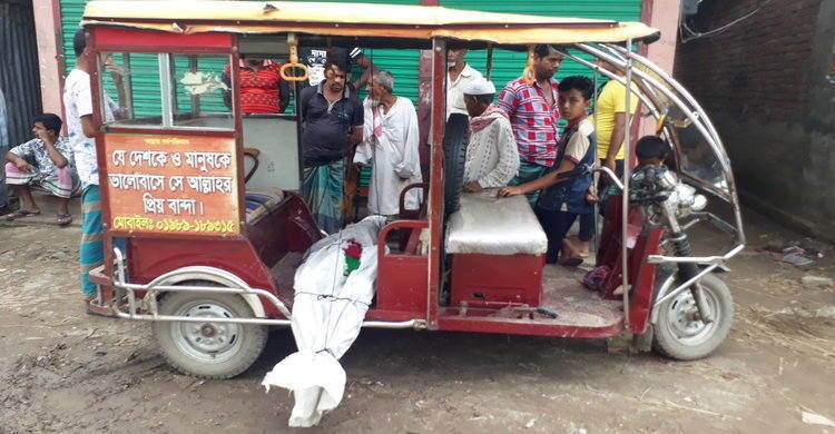 রায়পুরায় আড়িয়াল খাঁ নদ থেকে এক গৃহবধুর মরদেহ উদ্ধার রায়পুরায় আড়িয়াল খাঁ নদ থেকে এক গৃহবধুর মরদেহ উদ্ধার