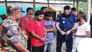 বটতলায় কেরাম বোর্ডের মাধ্যমে জুয়ার আড্ডার দায়ে অর্থদণ্ড 