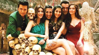 আসছে সবচেয়ে বড় বাজেটের কমেডি মুভি “হাউজফুল ৪”