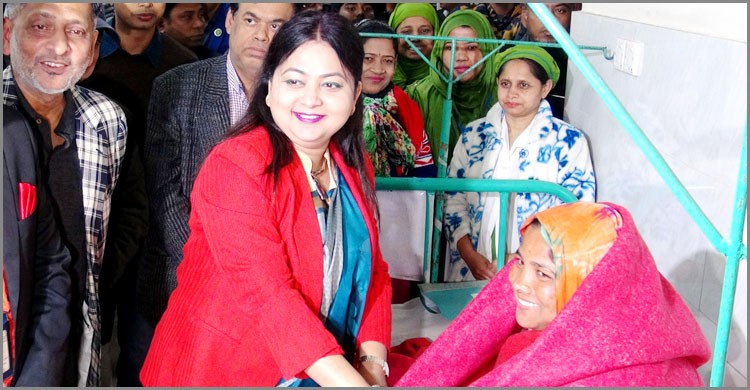 নরসিংদী জেলা প্রশাসনের শীতবস্ত্র কম্বল বিতরণ নরসিংদী জেলা প্রশাসনের শীতবস্ত্র কম্বল বিতরণ