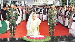 বুদ্ধিজীবী দিবস: বঙ্গবন্ধুর প্রতিকৃতিতে প্রধানমন্ত্রীর শ্রদ্ধা