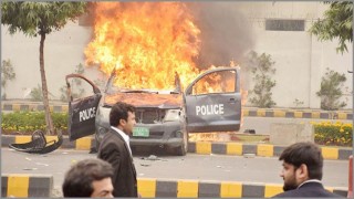 লাহোরে আইনজীবীদের হামলায় ৩ রোগীর মৃত্যু