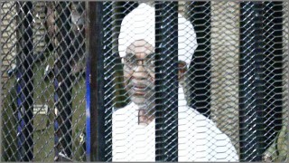 সুদানের ক্ষমতাচ্যুত প্রেসিডেন্ট ওমর আল-বশিরের দু’বছর কারাদণ্ড