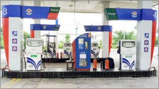 আপাতত স্থগিত করা হয়েছে পেট্রল পাম্প ধর্মঘট