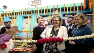 পিছিয়ে পড়া নারীদের জন্য কমিউনিটি টয়লেটের উদ্বোধন পিছিয়ে পড়া নারীদের জন্য কমিউনিটি টয়লেটের উদ্বোধন