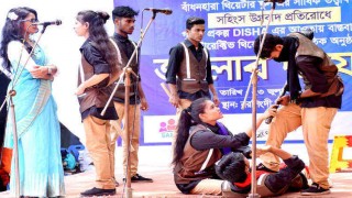 উগ্রবাদ প্রতিরোধের শপথ নিয়ে শেষ হলো “আলোর পথযাত্রী” মঞ্চায়ন