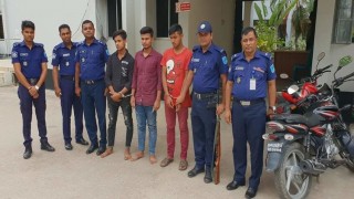 নরসিংদীতে নারী শ্রমিককে ধর্ষণ চেষ্টার অভিযোগে তিনজন গ্রেপ্তার