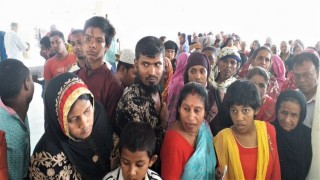 পলাশে একাউন্ট জটিলতায় বয়স্কভাতা না পাওয়ার ভোগান্তি