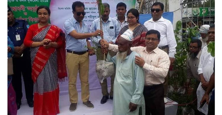 পলাশে ৪ দিনব্যাপী কৃষিপ্রযুক্তি ও ফলদ বৃক্ষ মেলা শুরু পলাশে ৪ দিনব্যাপী কৃষিপ্রযুক্তি ও ফলদ বৃক্ষ মেলা শুরু