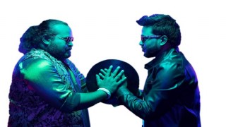 ডি জে শাহরিয়ার ফিচারিং পারভেজ সাজ্জাদের “আজ পাশা” ডি জে শাহরিয়ার ফিচারিং পারভেজ সাজ্জাদের “আজ পাশা”