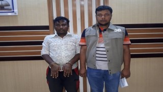 নরসিংদীতে প্রতিপক্ষকে ফাঁসাতেই ছাত্রীর গায়ে আগুন দেয় ফুফাতো ভাই ও দুই সহযোগী