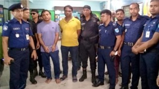 ব্ল্যাকমেইল করে ২০ ছাত্রী ধর্ষণের অভিযোগে দুই শিক্ষক গ্রেপ্তার