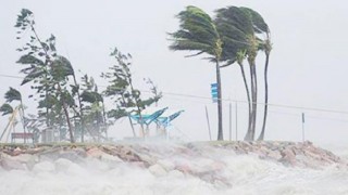 উপকূলীয় জেলাগুলোতে ‘বুলবুল’ আতংক