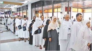 ২০২০ সালে সব হজযাত্রীর ইমিগ্রেশন ঢাকায়