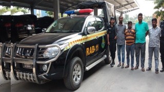 সিদ্ধিরগঞ্জে পরিবহনে চাঁদাবাজির অভিযাগে ৪ জন গ্রেফতার