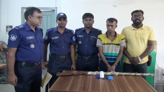 বেলাবতে মাদক ব্যবসায়ী গ্রেফতার, ইয়াবা ও বন্দুক উদ্ধার