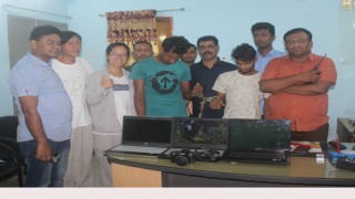 ঘোড়াশাল বিদ্যুৎ কেন্দ্রে চুরির ল্যাপটপসহ আটক দুই ঘোড়াশাল বিদ্যুৎ কেন্দ্রে চুরির ল্যাপটপসহ আটক দুই