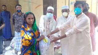 শিবপুরে দুই ভাইয়ের উদ্যোগে ১৪শত পরিবারকে খাদ্য সহায়তা