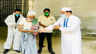 শিবপুরে করোনা সংকটে মানুষের পাশে আ’লীগ নেতা