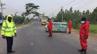 নরসিংদীতে করোনাভাইরাস প্রতিরোধে চেকপোস্ট বৃদ্ধিসহ কঠোর অবস্থানে পুলিশ