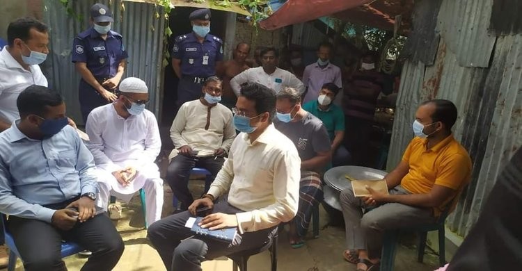 পলাশে প্রশাসনের হস্তক্ষেপে বাল্যবিবাহ পণ্ড পলাশে প্রশাসনের হস্তক্ষেপে বাল্যবিবাহ পণ্ড