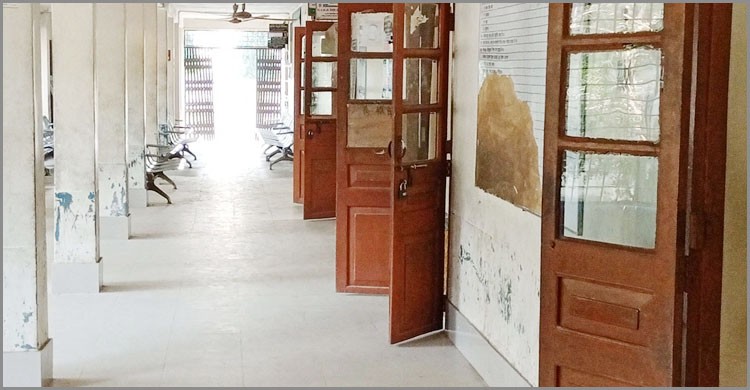 জামালপুরের সব হাসপাতালে চিকিৎসা সেবা বন্ধ: রোগীদের চরম ভোগান্তি জামালপুরের সব হাসপাতালে চিকিৎসা সেবা বন্ধ: রোগীদের চরম ভোগান্তি