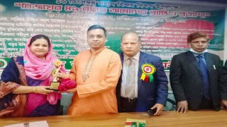 সমাজসেবায় অবদান: এ্যাওয়ার্ড পেলেন শিবপুর উপজেলা ভাইস চেয়ারম্যান