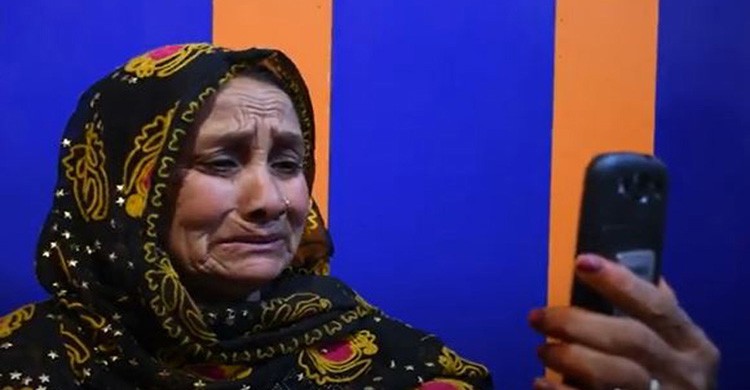 দেশে ফেরার আকুতি নরসিংদীর শোভা বিবির দেশে ফেরার আকুতি নরসিংদীর শোভা বিবির