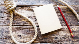 বিয়ে না দেওয়ায় স্কুলছাত্রীর আত্মহত্যা