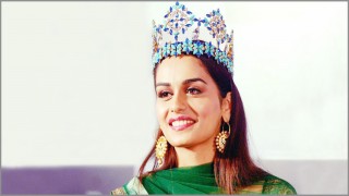 বলিউড যাত্রা শুরু বিশ্ব সুন্দরী মানুষি ছিল্লার