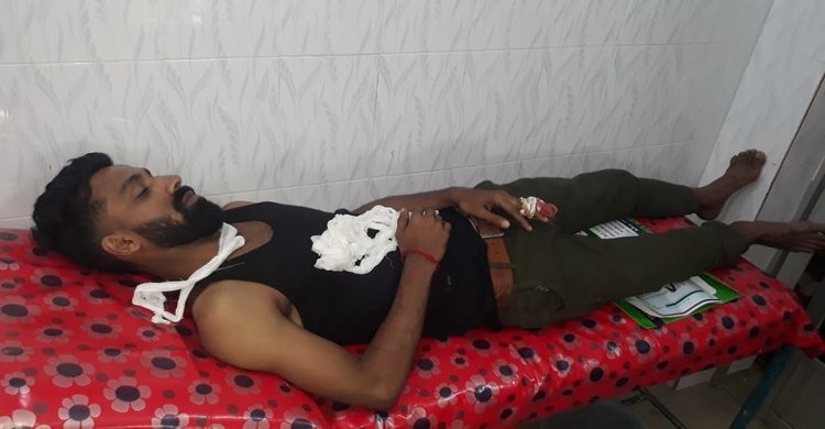 শিবপুরে পূর্ব শত্রুতার জের ধরে হামলায় আহত ২ শিবপুরে পূর্ব শত্রুতার জের ধরে হামলায় আহত ২