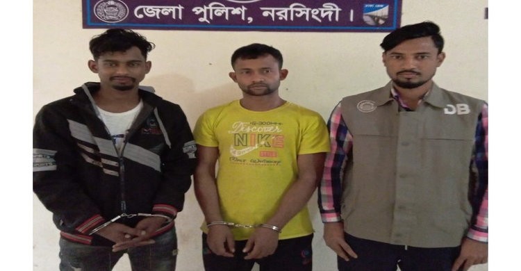 পলাশে ইয়াবাসহ ২ মাদক ব্যবসায়ী গ্রেফতার পলাশে ইয়াবাসহ ২ মাদক ব্যবসায়ী গ্রেফতার