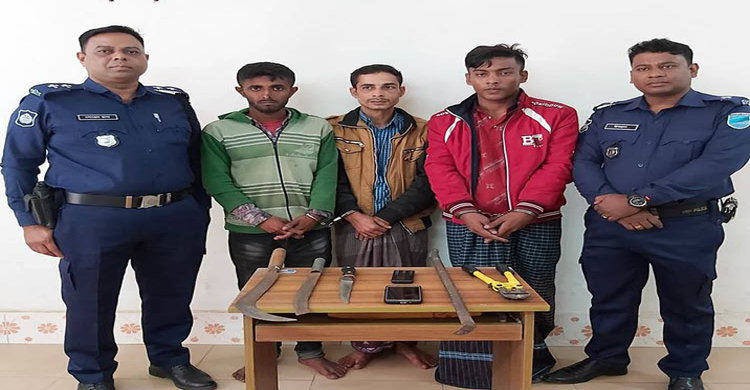বেলাবতে ডাকাতির প্রস্তুতিকালে দেশীয় অস্ত্রসহ ৩ জন গ্রেফতার বেলাবতে ডাকাতির প্রস্তুতিকালে দেশীয় অস্ত্রসহ ৩ জন গ্রেফতার