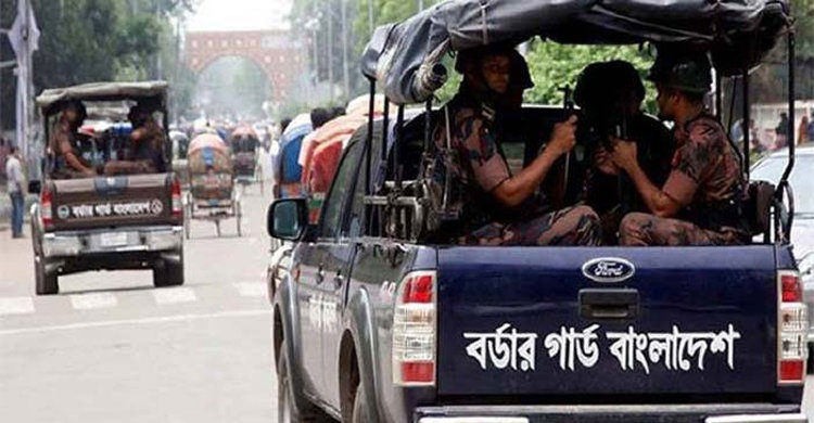 সিটি করপোরেশন নির্বাচন: রাজধানীজুড়ে কঠোর নিরাপত্তা ব্যবস্থা সিটি করপোরেশন নির্বাচন: রাজধানীজুড়ে কঠোর নিরাপত্তা ব্যবস্থা