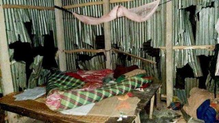 পলাশে ঘুড়ি খেলাকে কেন্দ্র করে সংঘর্ষে আহত ৭, বাড়িঘর ভাঙচুর, লুটপাট