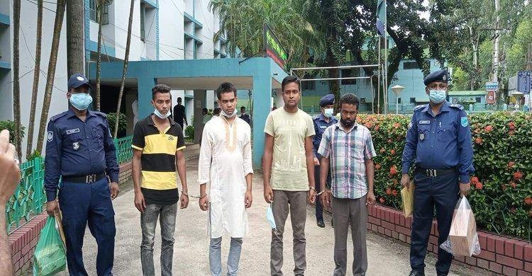 নরসিংদীতে মাদক পাচার করতে এসে ২৭ হাজার পিস ইয়াবাসহ চারজন গ্রেফতার নরসিংদীতে মাদক পাচার করতে এসে ২৭ হাজার পিস ইয়াবাসহ চারজন গ্রেফতার