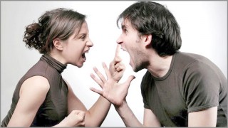 সঙ্গীর সঙ্গে ঝগড়া: বাড়াবাড়ি রকমের হলে বিরতি নিন!