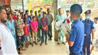 নরসিংদীতে দ্রব্যমূল্য স্থিতিশীল রাখা ও জনসচেতনতামূলক কাজে পুলিশ