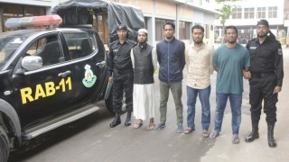 জেএমবি’র ৪ সদস্য গ্রেফতার, উগ্রবাদী বই ও লিফলেট উদ্ধার