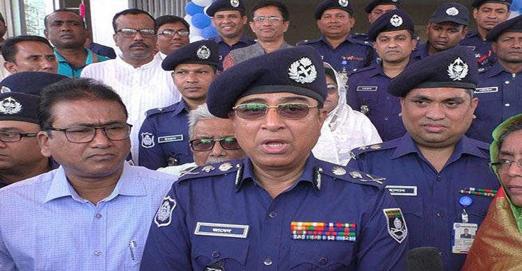 সাইবার ক্রাইম দমনে জেলা পর্যায়ে সেল গঠন করা হয়েছে: আইজিপি সাইবার ক্রাইম দমনে জেলা পর্যায়ে সেল গঠন করা হয়েছে: আইজিপি