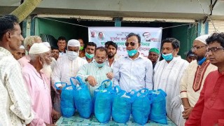 রায়পুরায় আ’লীগের ঈদ উপহার সামগ্রী বিতরণ