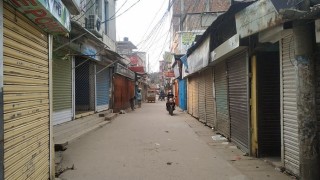 নরসিংদী বড়বাজার অনির্দিষ্টকালের জন্য বন্ধ ঘোষণা