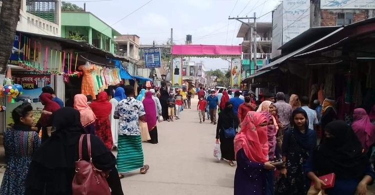 শিবপুরে সোমবার থেকে বন্ধ হচ্ছে সব বিপনী বিতান শিবপুরে সোমবার থেকে বন্ধ হচ্ছে সব বিপনী বিতান