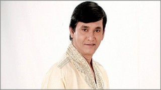 করোনাক্রান্ত আজিজুল হাকিম লাইফ সাপোর্টে করোনাক্রান্ত আজিজুল হাকিম লাইফ সাপোর্টে