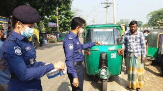 শিবপুরে গণপরিবহনে মাস্ক পরিধান নিশ্চিত করণে অভিযান