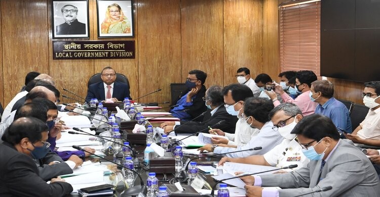 নৌ চলাচলে বিঘ্ন ঘটায় এমন ব্রিজ ভেঙ্গে নতুন ব্রিজ নির্মাণ করা হবে: স্থানীয় সরকার মন্ত্রী নৌ চলাচলে বিঘ্ন ঘটায় এমন ব্রিজ ভেঙ্গে নতুন ব্রিজ নির্মাণ করা হবে: স্থানীয় সরকার মন্ত্রী