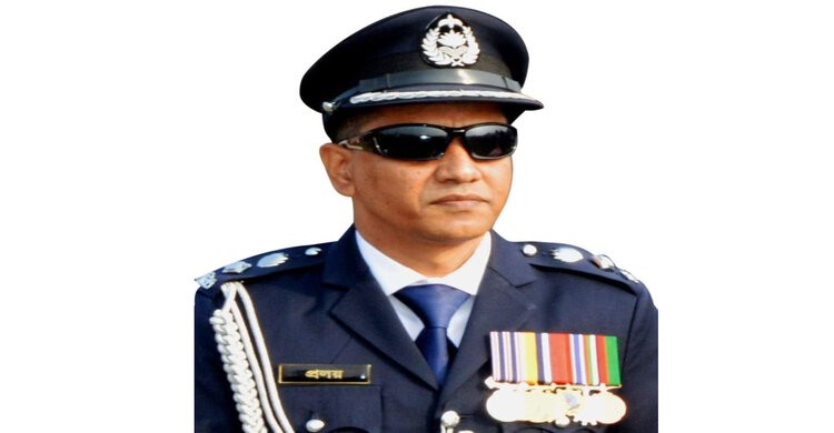 নরসিংদীর এসপি প্রলয় কুমার জোয়ারদার করোনায় আক্রান্ত নরসিংদীর এসপি প্রলয় কুমার জোয়ারদার করোনায় আক্রান্ত
