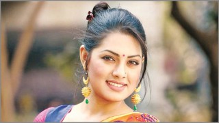 ধর্মানুভূতিতে আঘাতের অভিযোগে অভিনেত্রী তিশাসহ ৪ জনকে আইনি নোটিশ